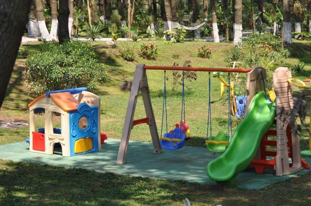 Andamati Beach Resort Grigoleti Ngoại thất bức ảnh
