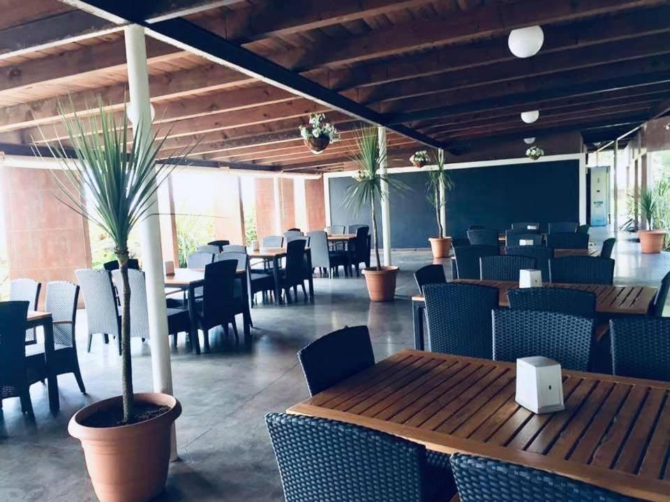Andamati Beach Resort Grigoleti Ngoại thất bức ảnh