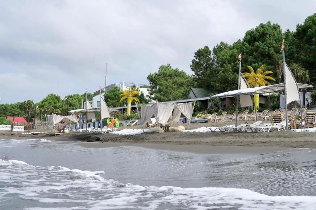 Andamati Beach Resort Grigoleti Ngoại thất bức ảnh