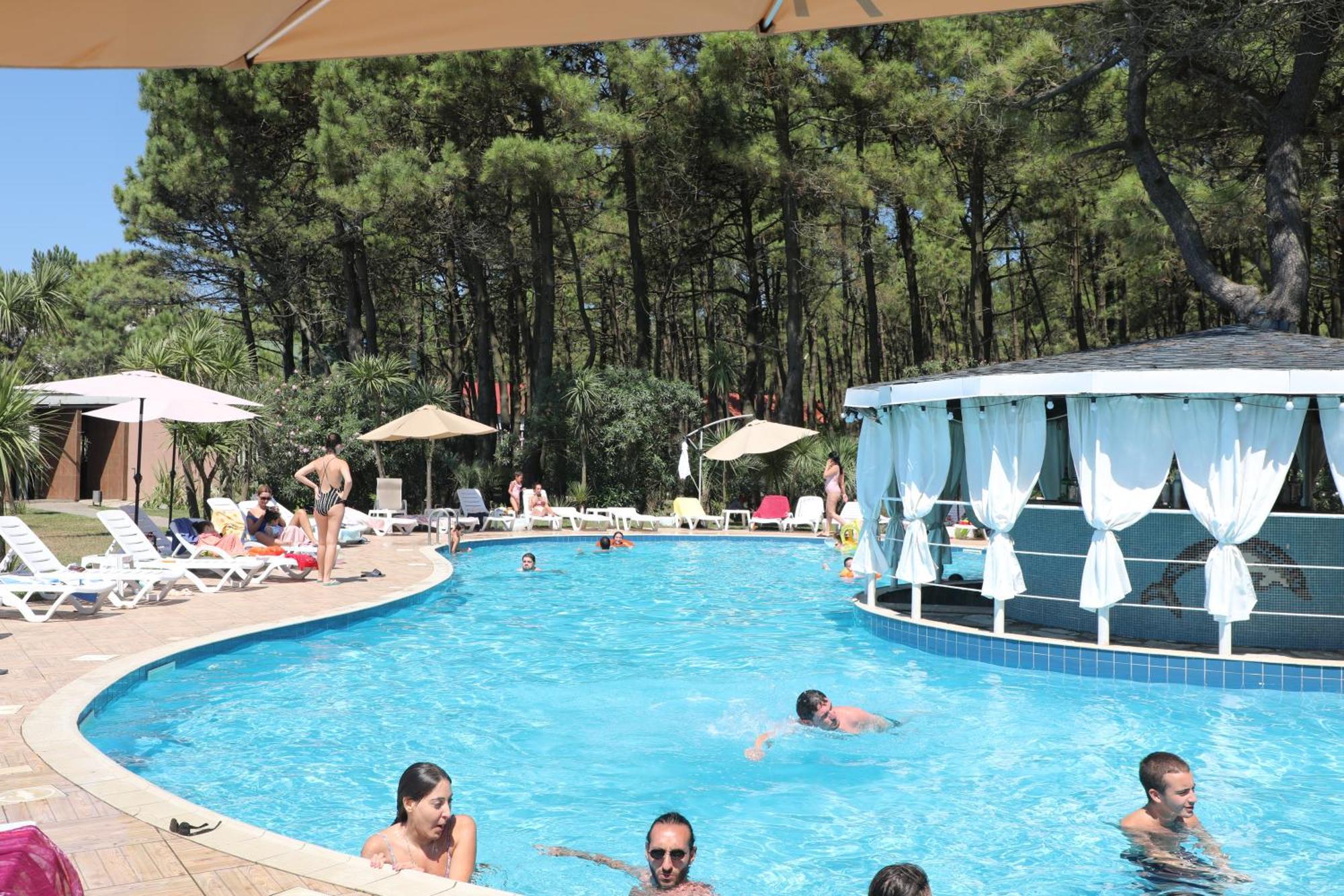 Andamati Beach Resort Grigoleti Ngoại thất bức ảnh